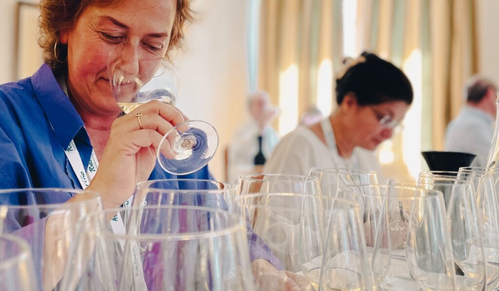 Cómo se determina la calidad de un vino durante la cata