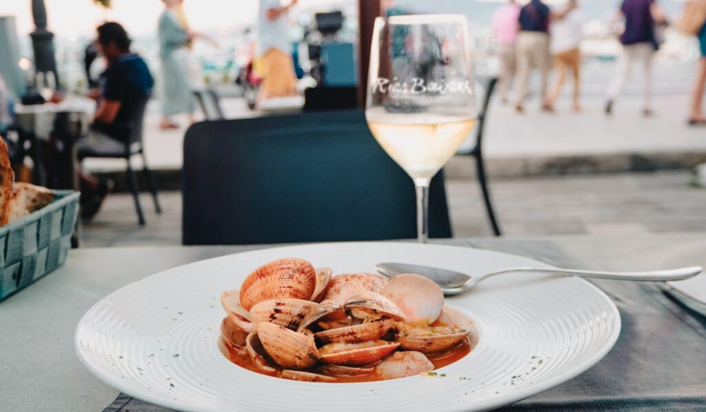 Almejas de las Rías Baixas, un maridaje perfecto con vinos D.O. Rías Baixas