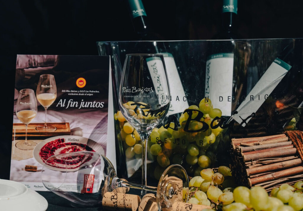 Rías Baixas Albariño y Jamón de Bellota 100% Ibérico como el de la D.O.P Los Pedroche,al fin juntos