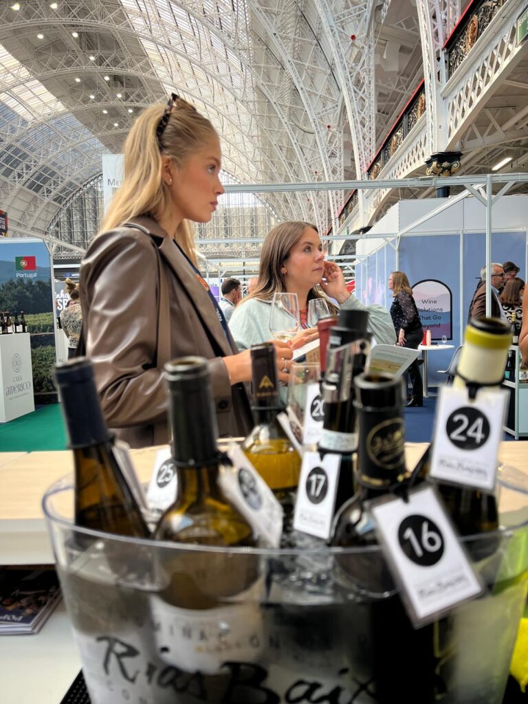 Stand de la D.O. Rías Baixas en la London Wine Fair